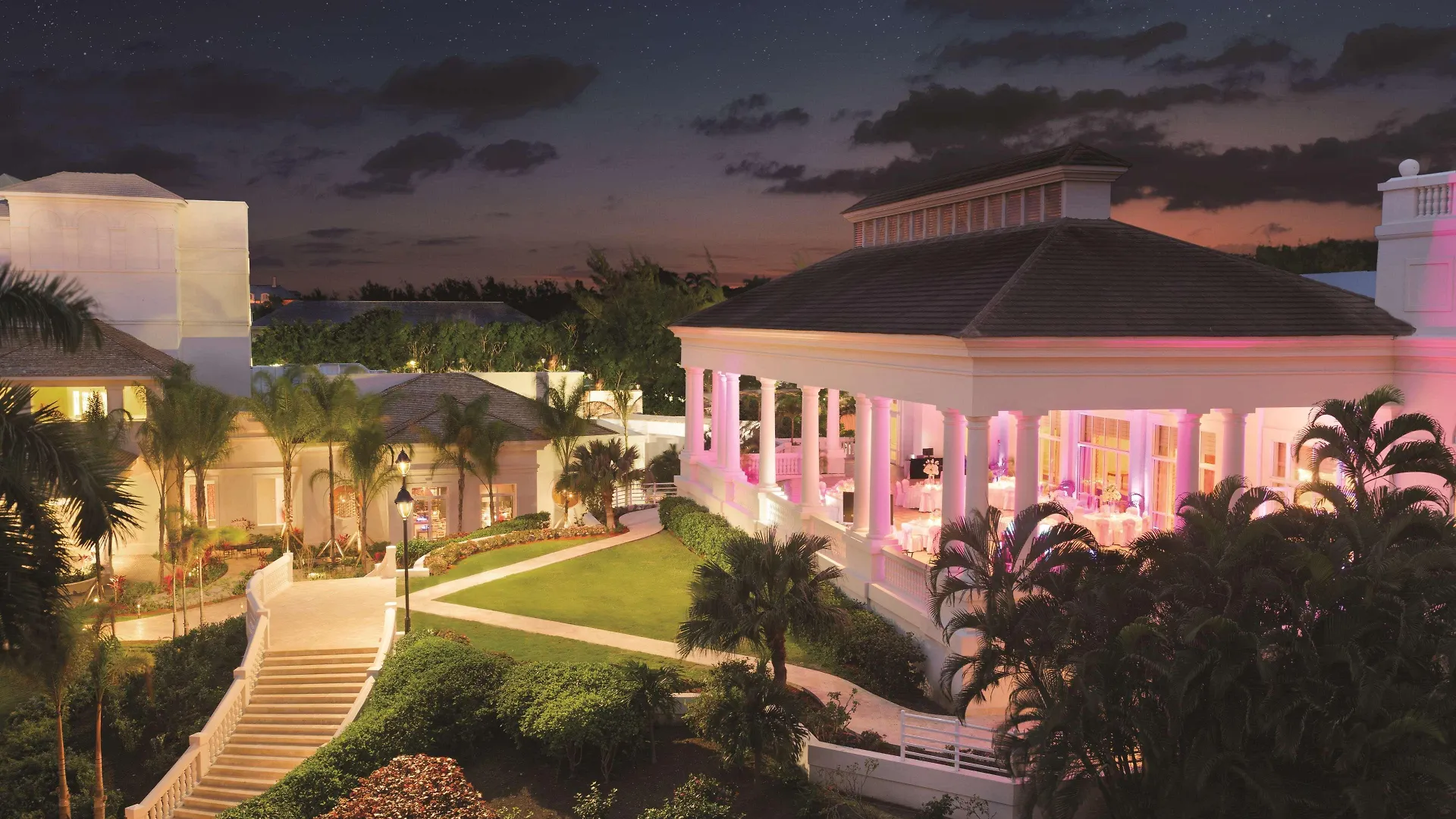Hyatt Ziva Rose Hall Montego Bay 5*,