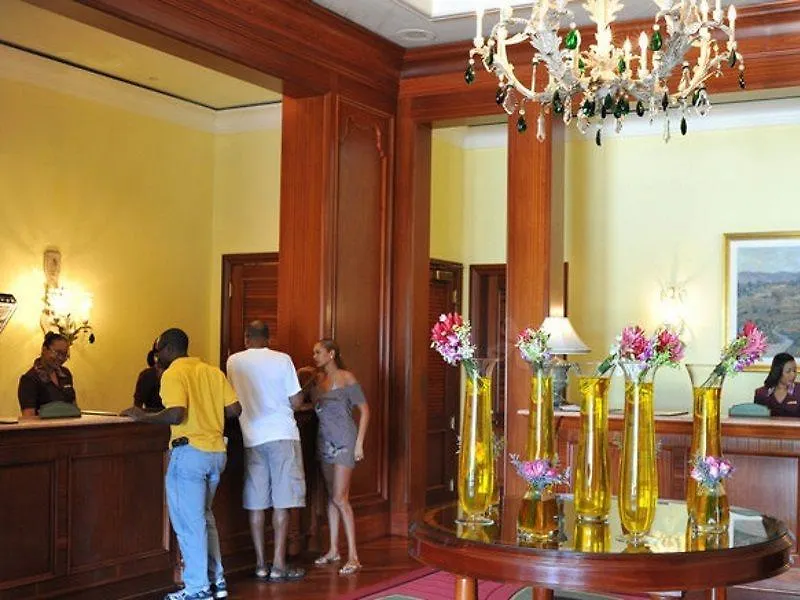 Hyatt Ziva Rose Hall Montego Bay 5*,